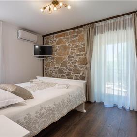 2 Bedroom Villa on Krk Island, Sleeps 5-6